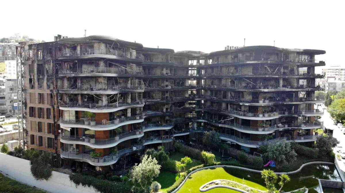 İzmir\'deki Folkart Sitesi yangınıyla ilgili dava açıldı