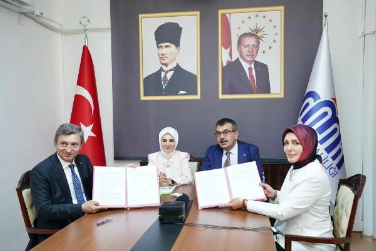 Türkiye ile Kuzey Makedonya Arasında Ortaokul Protokolü İmzalandı