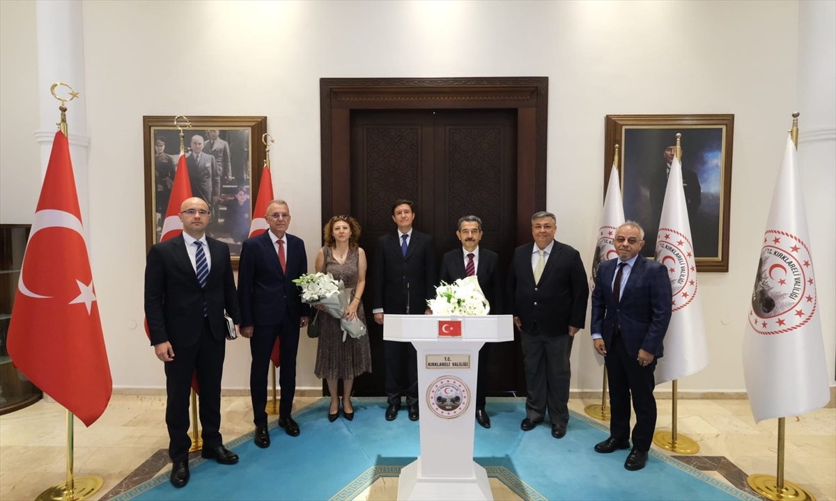 Bulgaristan Büyükelçisi Kırklareli Valisini Ziyaret Etti