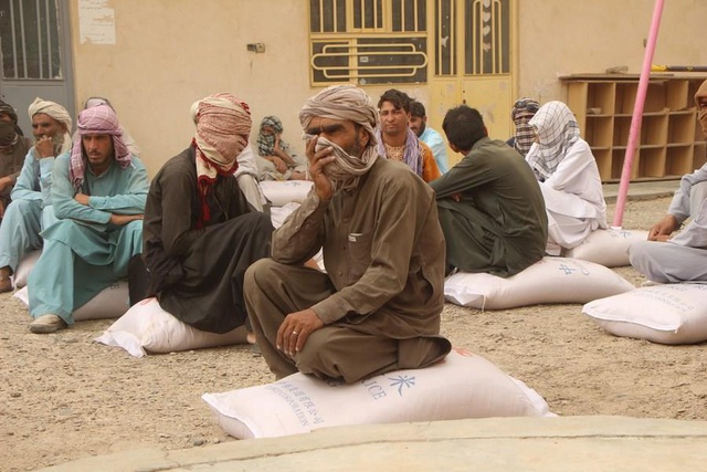 Çin'in İnsani Yardımları Afganistan'da İhtiyaç Sahibi 420 Aileye Dağıtıldı Çin'in İnsani Yardımları Afganistan'da İhtiyaç Sahibi 420 Aileye Dağıtıldı