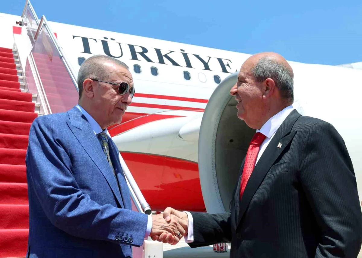 Cumhurbaşkanı Erdoğan, KKTC\'de resmi törenle karşılandı