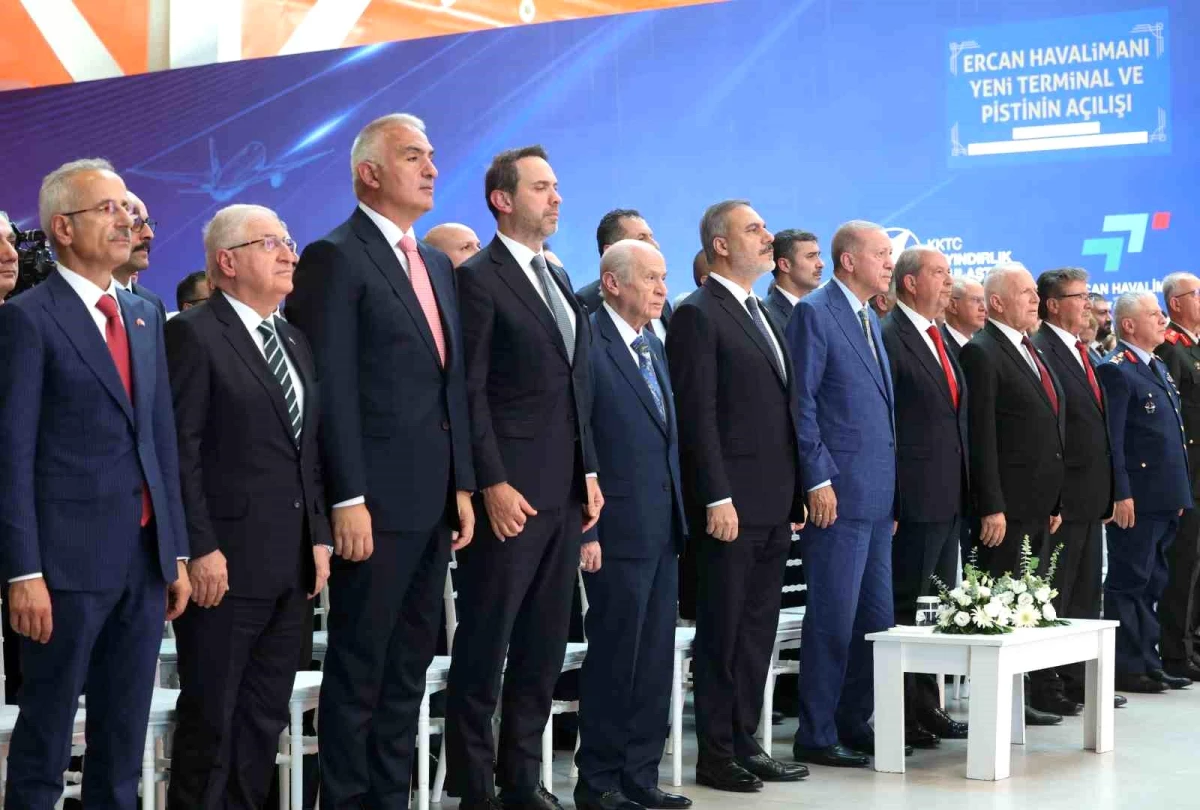 Cumhurbaşkanı Erdoğan, Yeni Ercan Havalimanı\'nın açılışını yaptı
