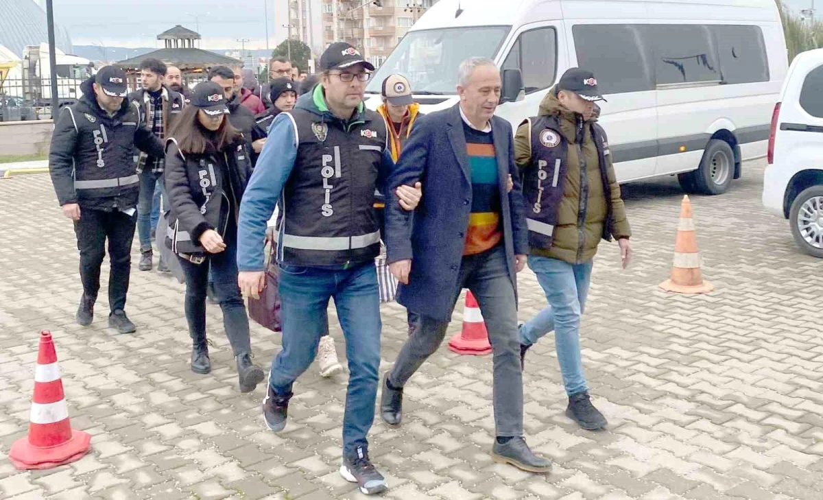 Gökçeada Belediye Başkanı Ünal Çetin adli kontrol şartıyla serbest bırakıldı