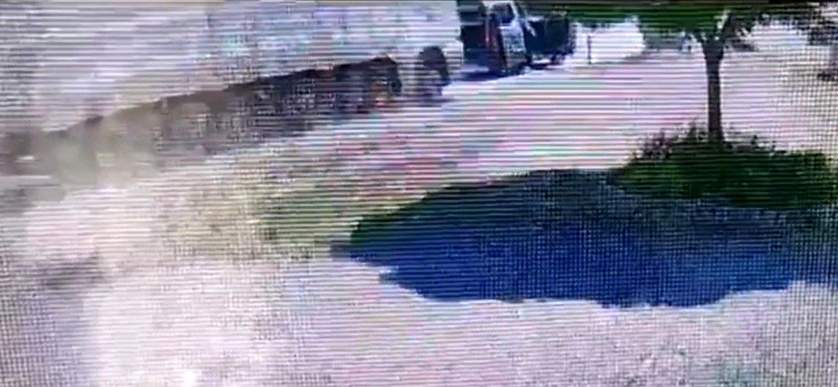 Samsun\'da freni tutmayan tır park halindeki araca çarptı, sürücü hayatını kaybetti