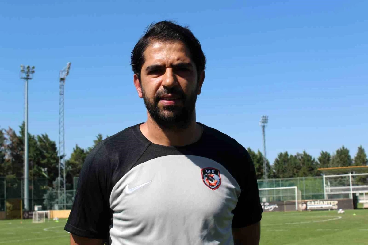 Gaziantep FK, Teknik Direktör Erdal Güneş\'in görevi bıraktığı iddialarını yalanladı