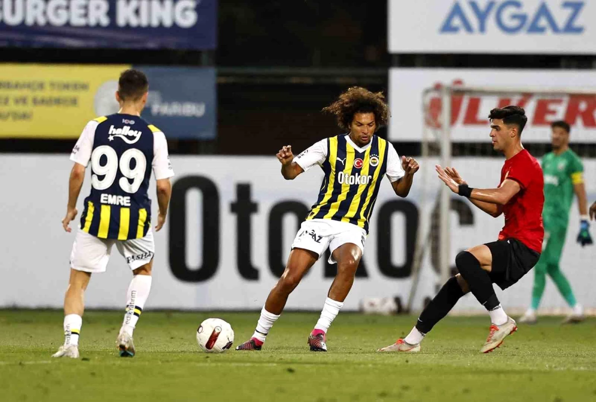 Fenerbahçe, Gençlerbirliği\'ni 5-0 mağlup etti