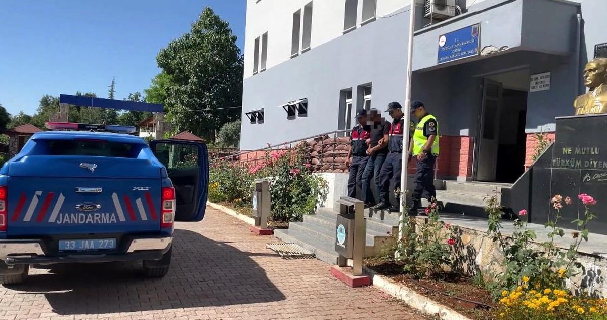 Mersin\'de Uyuşturucu Yetiştirip Satan Şüpheli Yakalandı