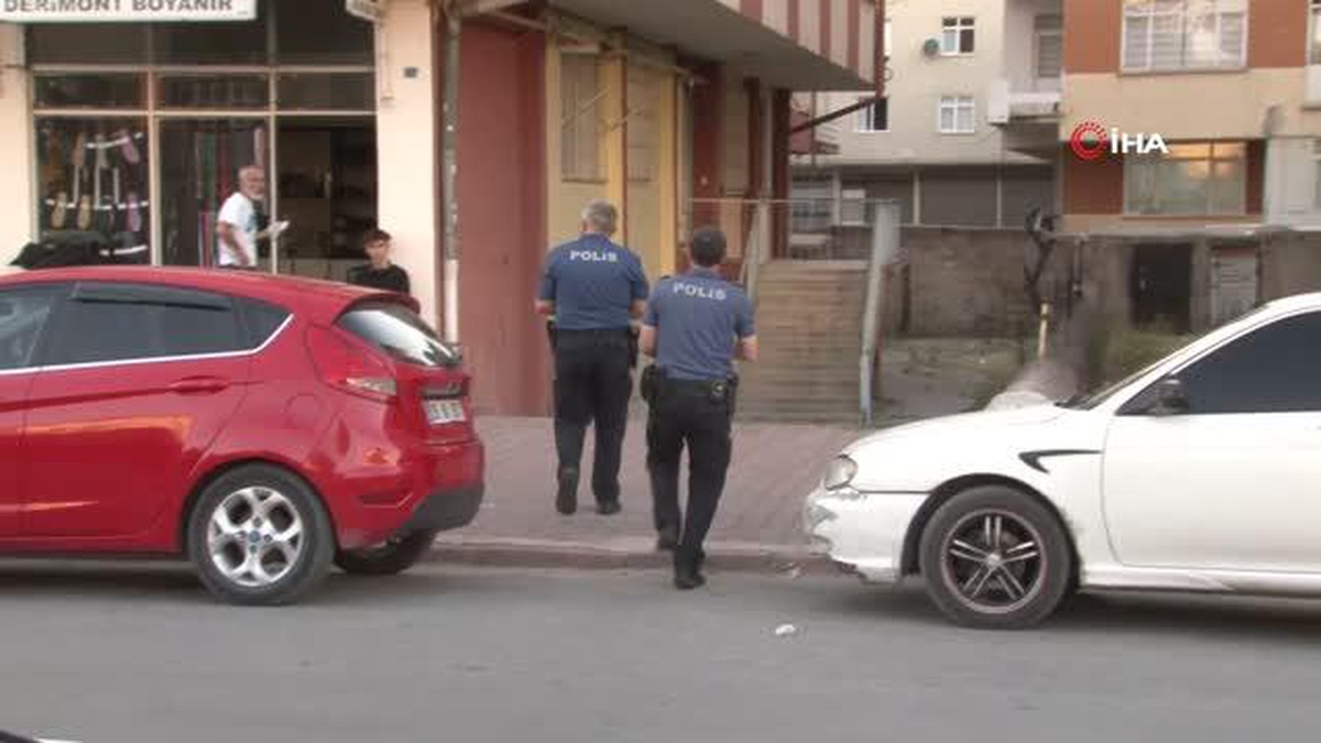 İşten eve gelen kadın kocasını ölü buldu