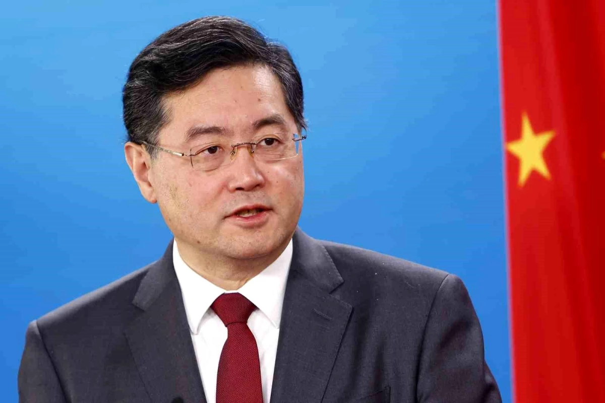 Çin Dışişleri Bakanı Qin Gang\'ın Yerine Geçici Bir Süreliğine Kimin Geçeceği Belirsiz