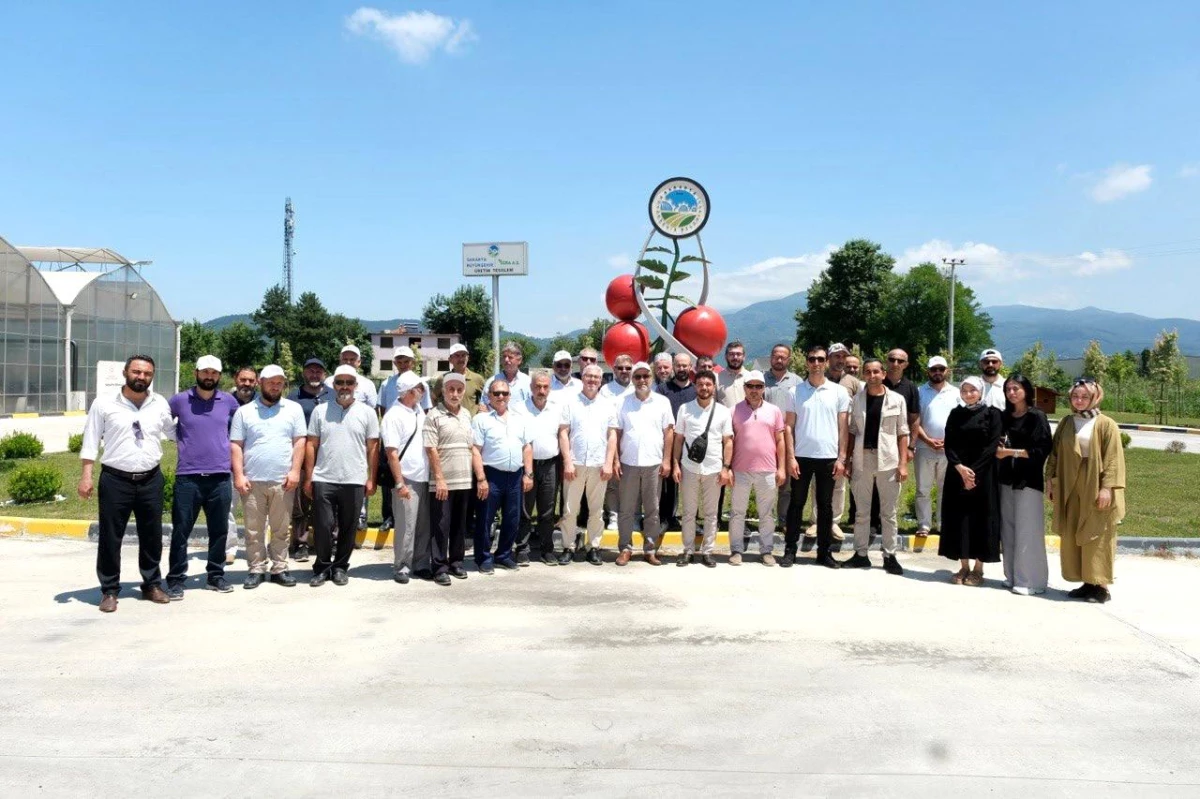Memur-Sen Konfederasyonu ve alt sendikalar Sakarya Büyükşehir Belediyesi\'nin tarım ve turizm projelerine tam not verdi