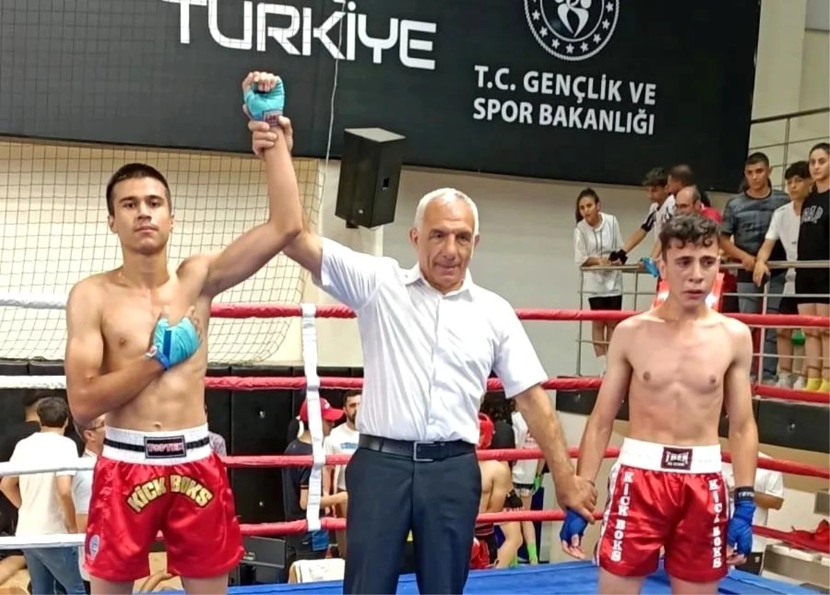 Mersinli Kick Boks Sporcusu Sami Koç Türkiye Şampiyonasında İkinci Olarak Milli Takıma Girdi