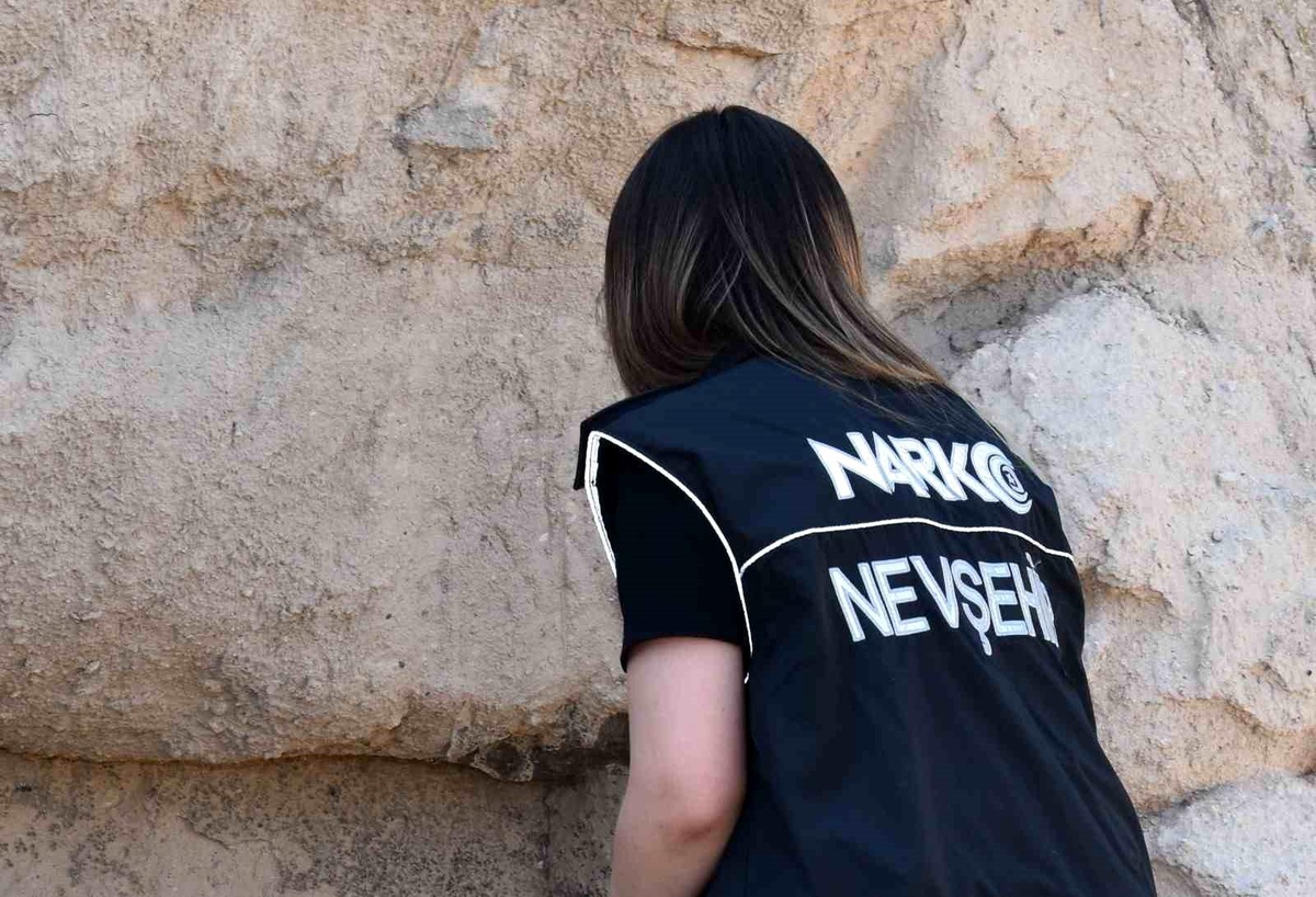 Nevşehir\'de Uyuşturucu Ticareti Yapan 3 Kişi Tutuklandı