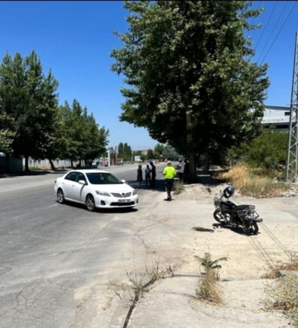 Malatya\'da otomobil ile motosikletin karıştığı kaza: 1 yaralı