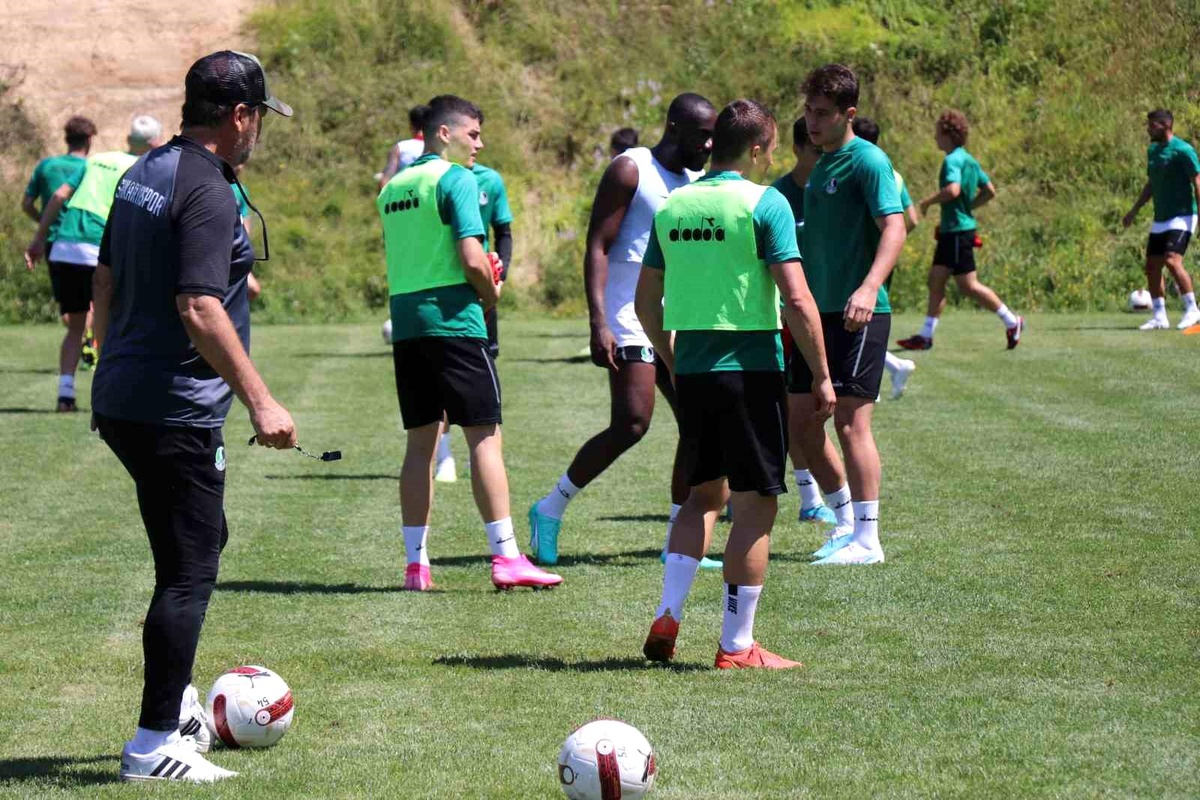 Sakaryaspor, yeni sezon hazırlıklarını sürdürüyor