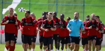 Demir Grup Sivasspor, Erzurum'da kamp çalışmalarını sürdürdü