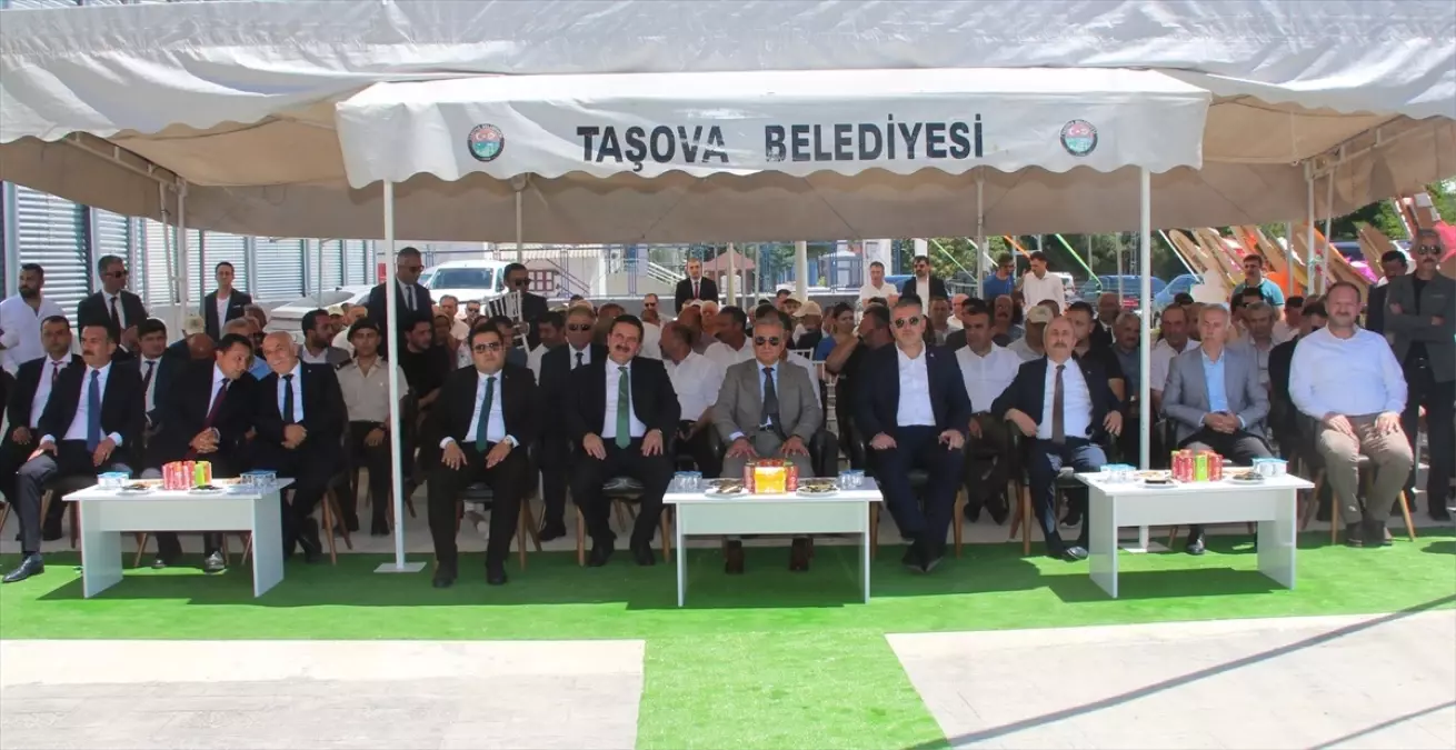 Taşova Tarım Kredi Kooperatifi Hizmet Binası ve Marketi Açıldı