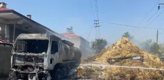 Tekirdağ'da Saman Yüklü TIR Alev Aldı, Tankere Çarptı ve Evde Yangın Çıktı