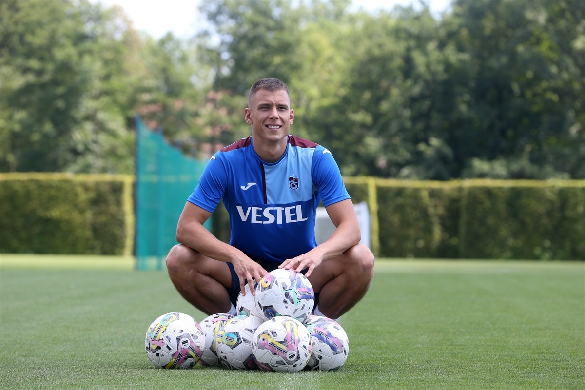 Trabzonspor\'un Hırvat stoperi Filip Benkovic, takımının yeni sezondaki hedefini açıkladı Açıklaması