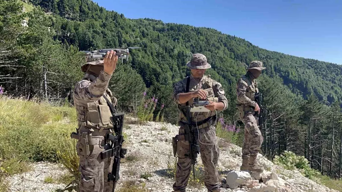 Bursa\'da Polis Özel Harekat Timleri Orman Yangınlarına Karşı Tedbir Aldı