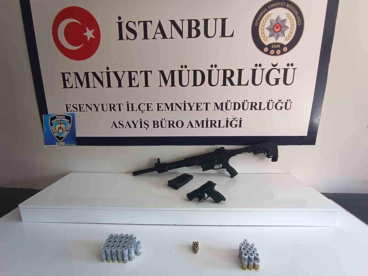 Sokak Ortasında Çatışan Motosiklet Çetesi Yakalandı