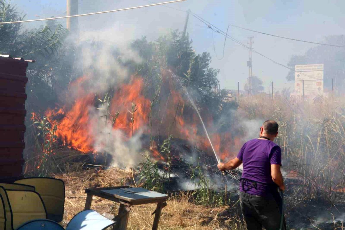 Antakya\'da Yangın Kontrol Altına Alındı