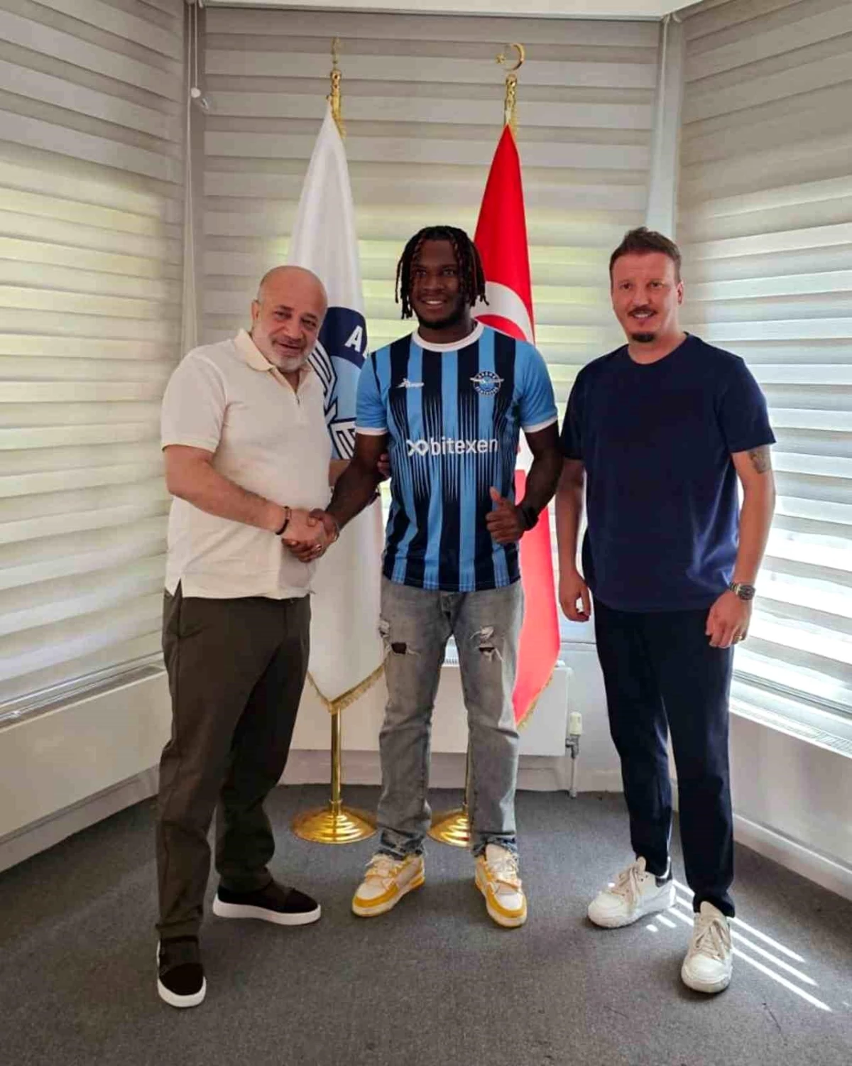 Adana Demirspor, Andreaw Gravillon ile 3 yıllık sözleşme imzaladı