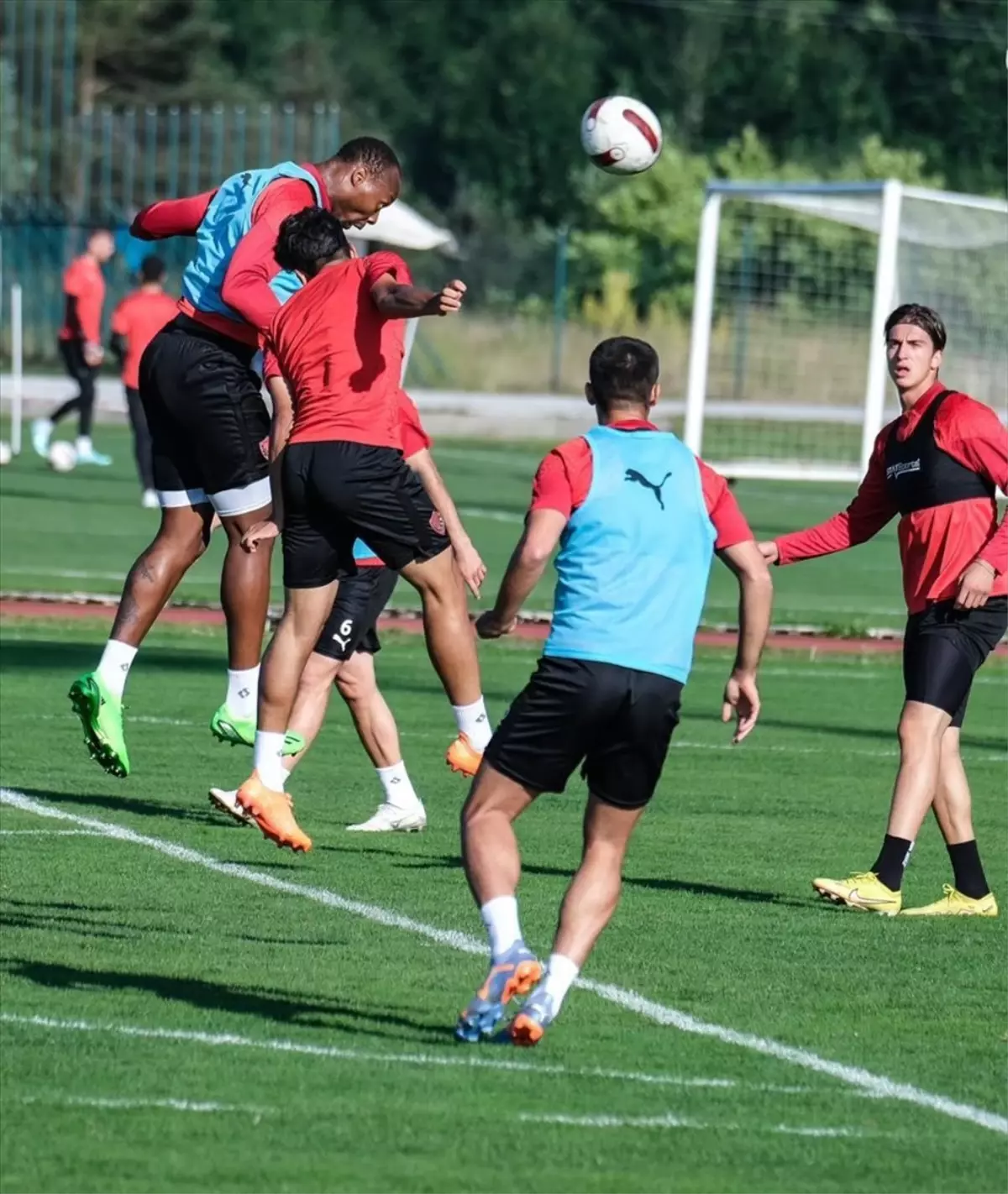 Atakaş Hatayspor, Düzce\'de kamp çalışmalarına devam ediyor