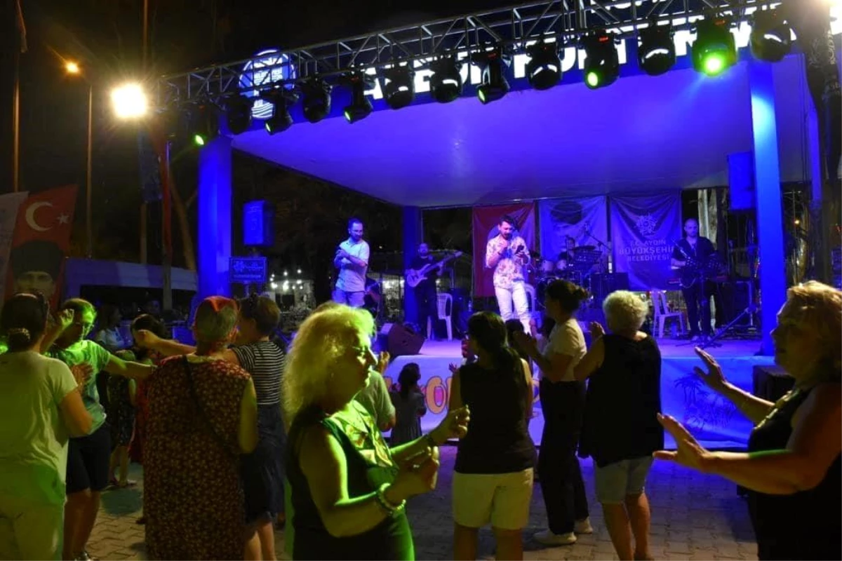 Aydın Büyükşehir Belediyesi \'Yaz Konserleri\' Akbük\'te Devam Ediyor
