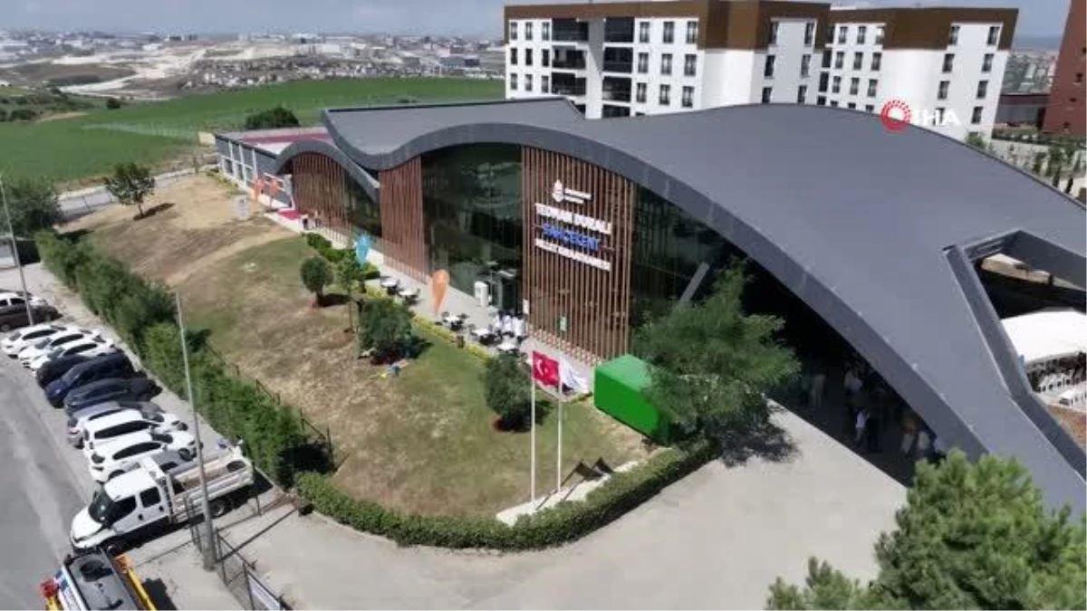 Başakşehir\'de Bir Millet Kıraathanesi Daha Hizmete Açıldı