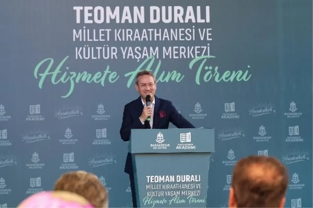 Başakşehir\'de Teoman Duralı Millet Kıraathanesi ve Kültür Yaşam Merkezi Hizmete Açıldı