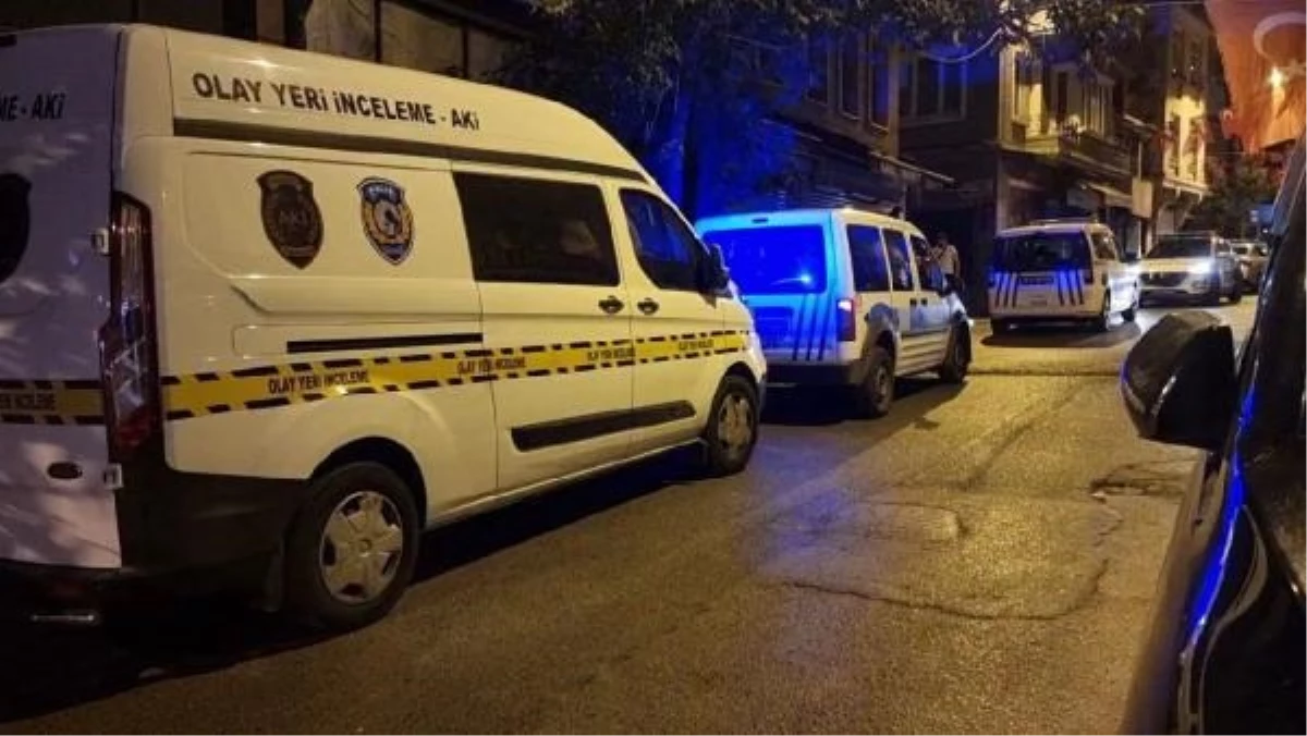 Beyoğlu\'nda çıkan kavgada 1 kişi silahla, 2 kişi darp edilerek yaralandı