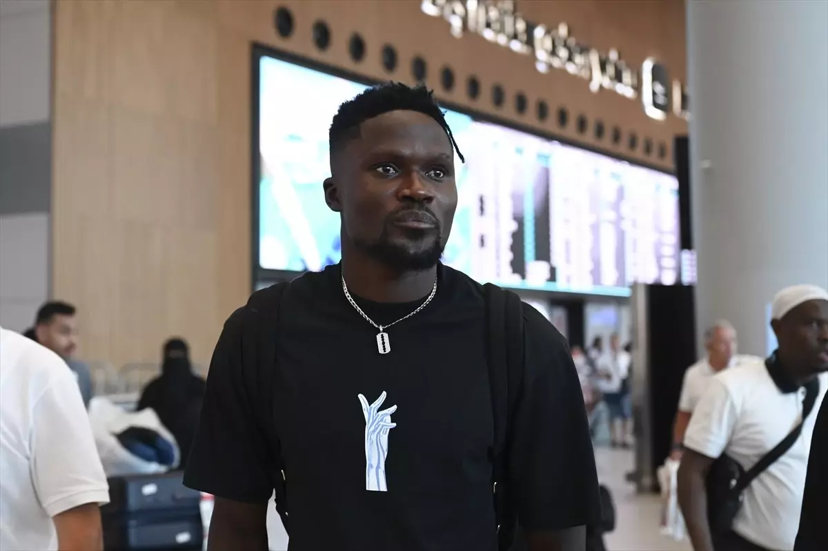 Beşiktaş, Ganalı futbolcu Daniel Amartey ile transfer görüşmelerine başladı