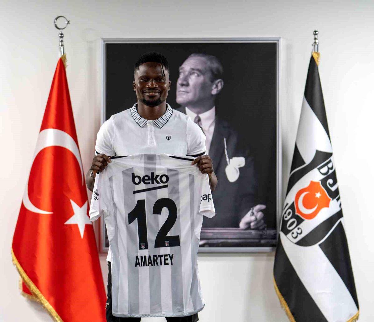Beşiktaş, Ganalı futbolcu Daniel Amartey\'i kadrosuna kattı