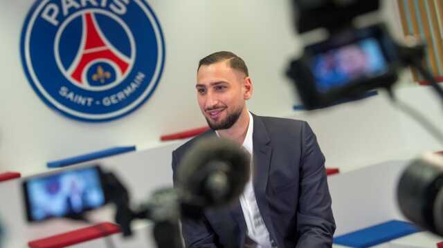 Dünyaca ünlü kaleci Donnarumma ve eşini bağlayan hırsızlar, evi savaş alanına çevirdi Dünyaca ünlü kaleci Donnarumma ve eşini bağlayan hırsızlar, evi savaş alanına çevirdi