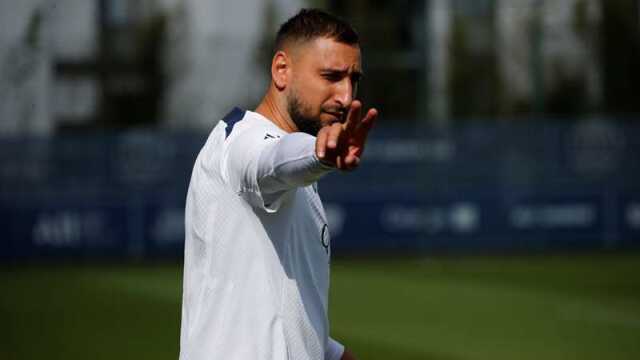 Dünyaca ünlü kaleci Donnarumma ve eşini bağlayan hırsızlar, evi savaş alanına çevirdi Dünyaca ünlü kaleci Donnarumma ve eşini bağlayan hırsızlar, evi savaş alanına çevirdi