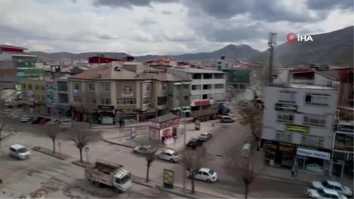 Elbistan Belediyesi Orta Hasarlı Binaları Tadilattan Geçiriyor