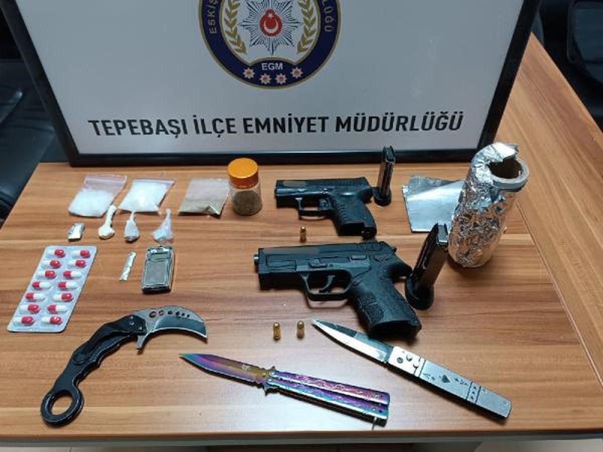 Eskişehir\'de Uyuşturucu Operasyonu: Çok Miktarda Madde Ele Geçirildi
