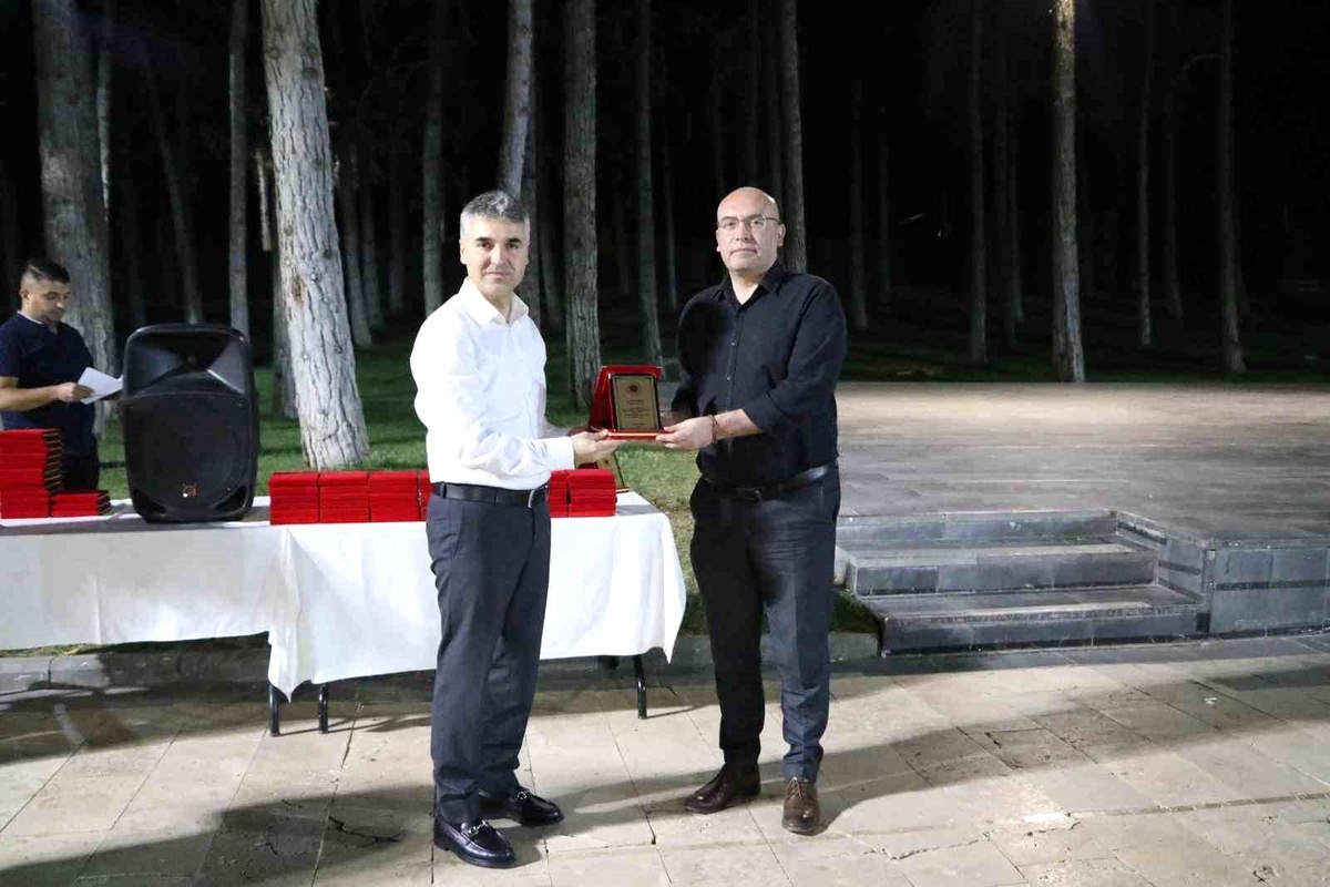 Gaziantep\'ten çeşitli illere tayini çıkan hakim ve savcılar için veda yemeği düzenlendi