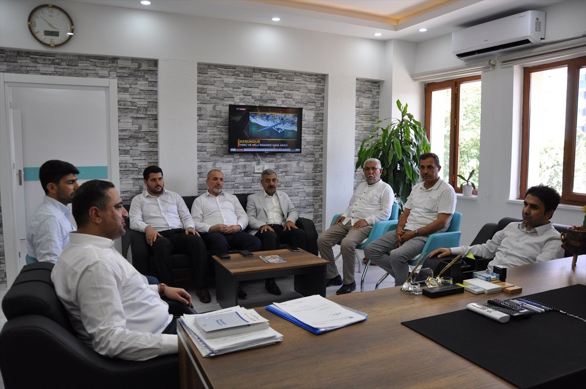 HÜDA PAR Batman Milletvekili Serkan Ramanlı, kentte çeşitli ziyaretlerde bulundu