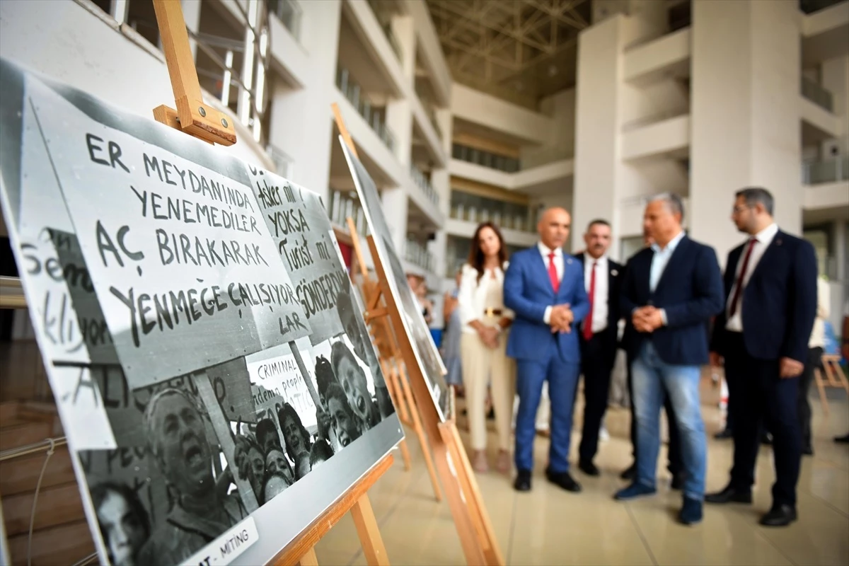 Kıbrıs Barış Harekatı\'nın 49. yıl dönümü dolayısıyla fotoğraf sergisi açıldı