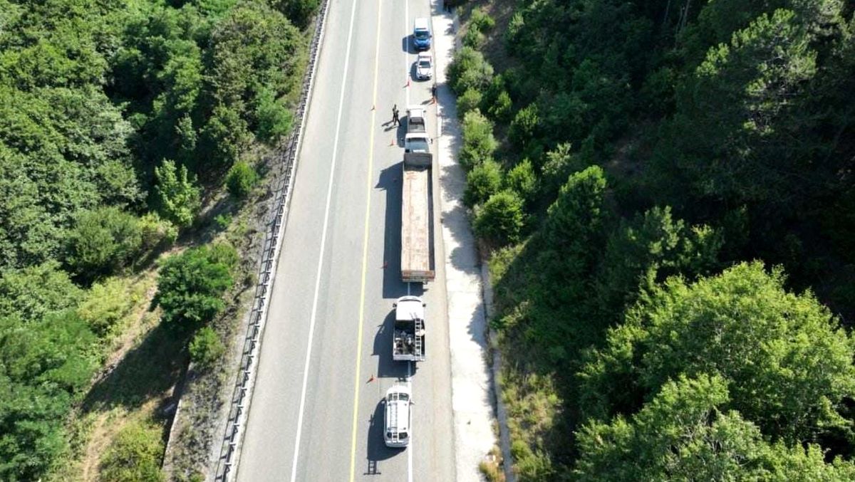 Kırklareli İl Jandarma Komutanlığı Dron ile Havadan Trafik Denetimi Gerçekleştirdi