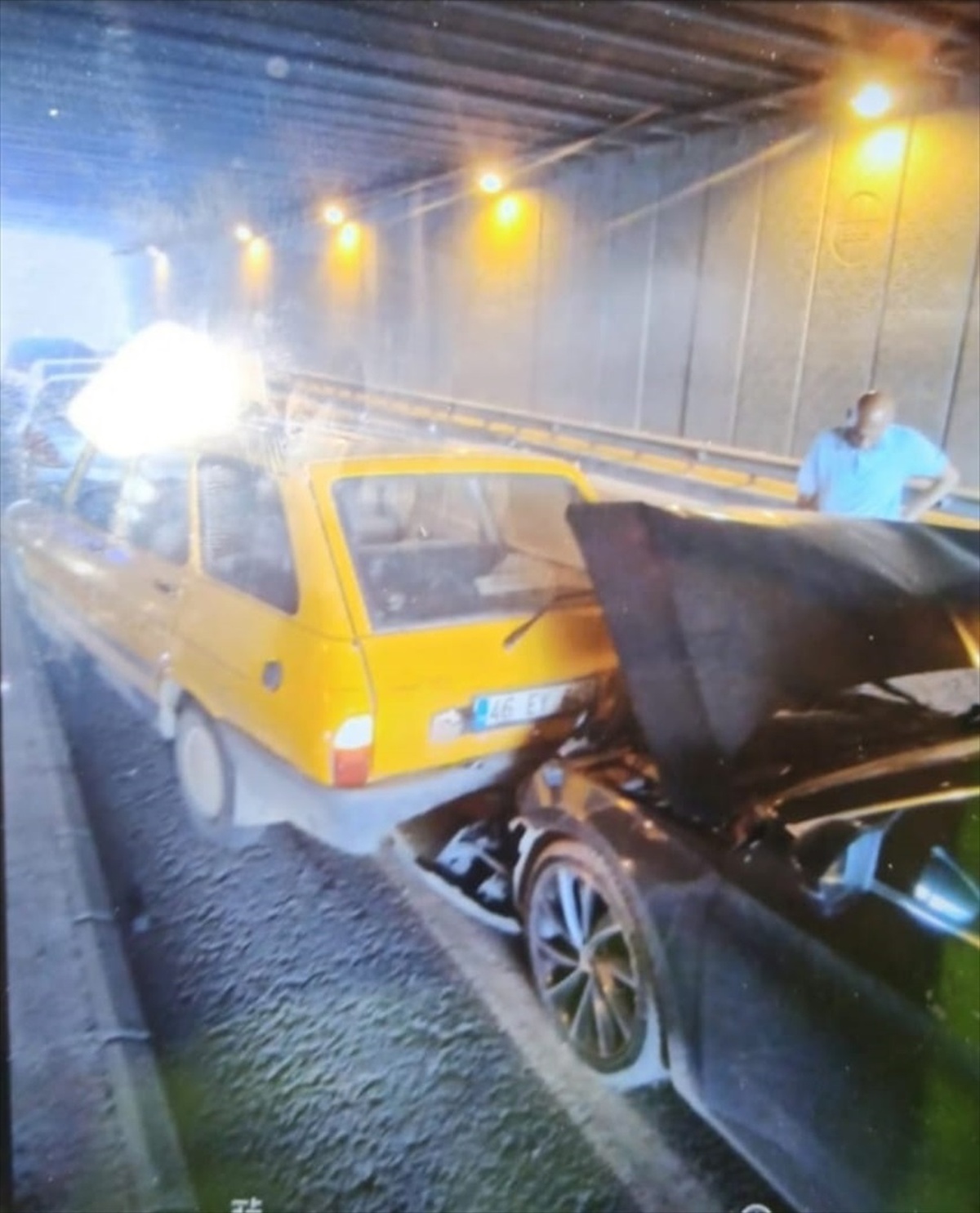 Malatya\'da 6 otomobilin karıştığı trafik kazasında 6 kişi yaralandı