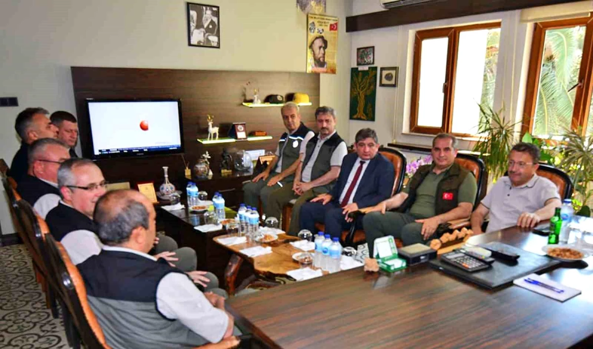 Tarım ve Orman Bakan Yardımcısı Edremit Orman İşletme Müdürlüğünü ziyaret etti