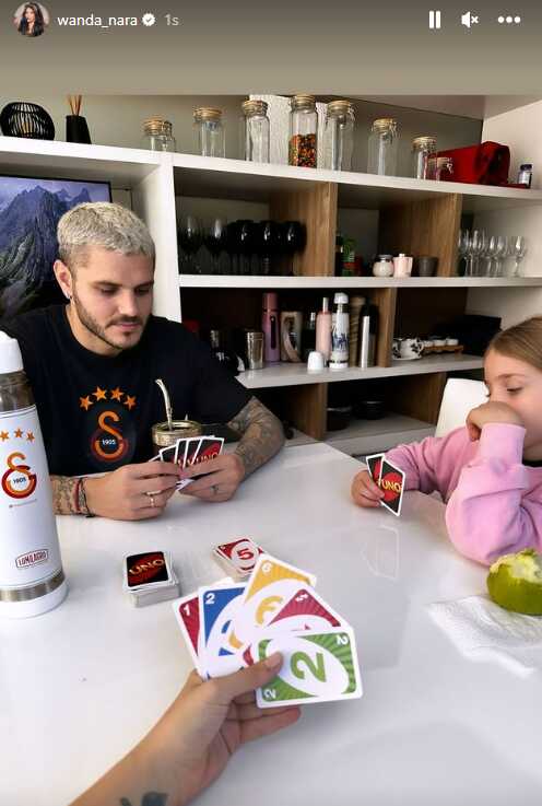 Wanda Nara sinyali verdi! Paylaşımdaki detayı gören Galatasaraylılar yerinde duramıyor Wanda Nara sinyali verdi! Paylaşımdaki detayı gören Galatasaraylılar yerinde duramıyor