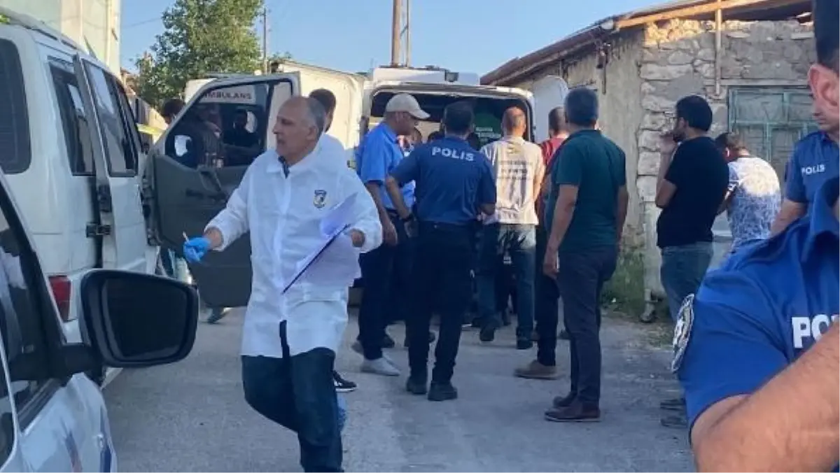 Kuzenini Borç Nedeniyle Tartıştığı İddia Edilen Şahıs, Tabancayla Öldürüldü