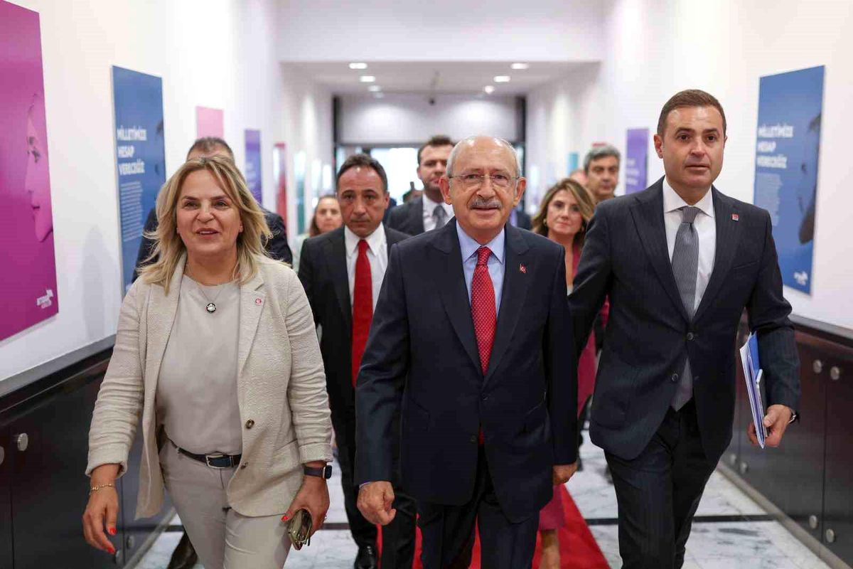 CHP Belediye Başkanları Toplantısı Sonuçlandı