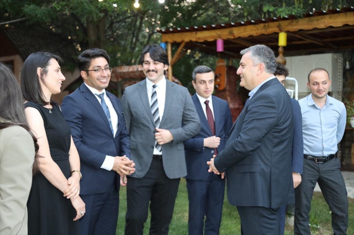 Çubuk\'ta görev süreleri dolan savcılar ve hakimlere veda yemeği