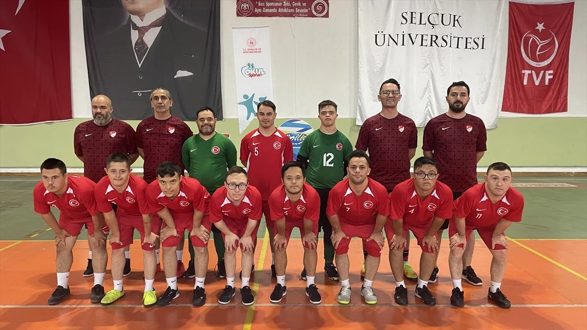 Down Sendromlular Futsal Milli Takımı Avrupa Şampiyonası için hazırlıklarını sürdürüyor