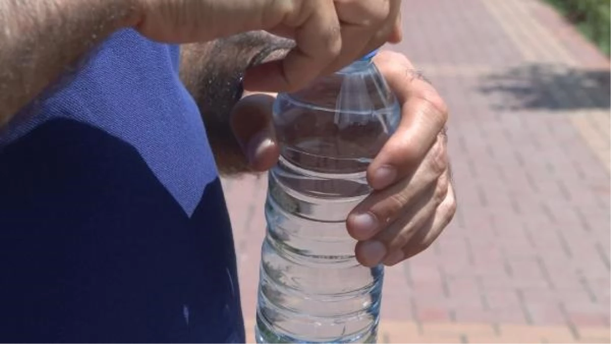 Uzmanlar Plastik Su Şişeleri ve Damacanalar Konusunda Uyarıyor