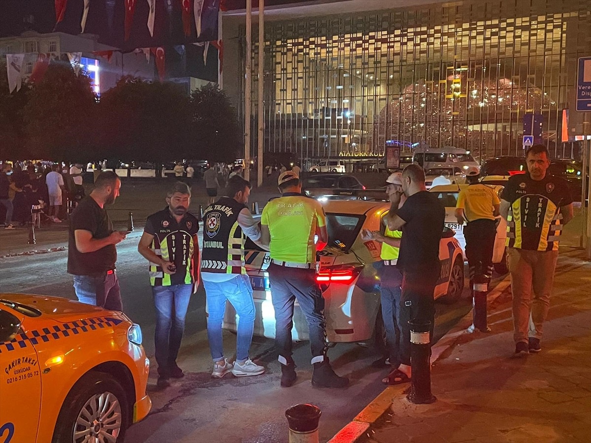 İstanbul\'da Taksicilere Alkol ve Uyuşturucu Testi Uygulaması